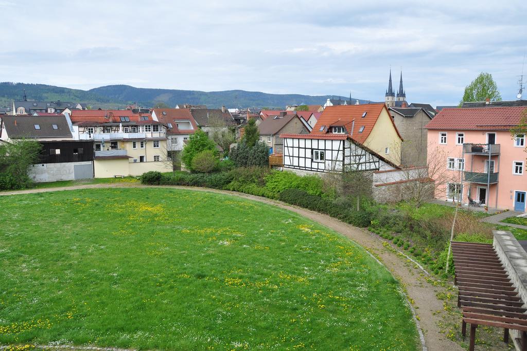 Hotel Am Hohen Schwarm Saalfeld Saale Екстериор снимка